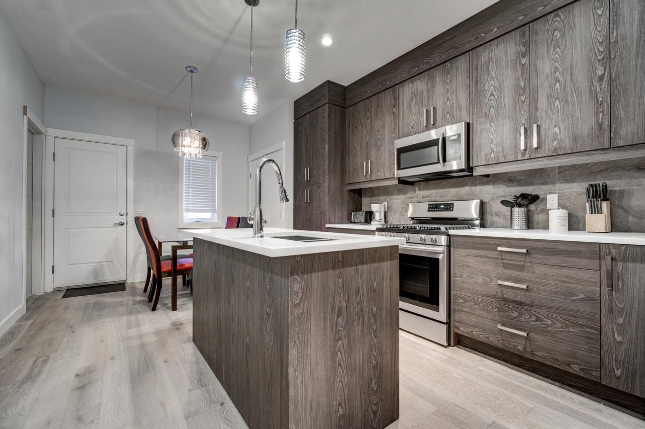 Three-Bedroom House With Walk-In Closet #29 Sunalta Downtown YYC Buitenkant foto